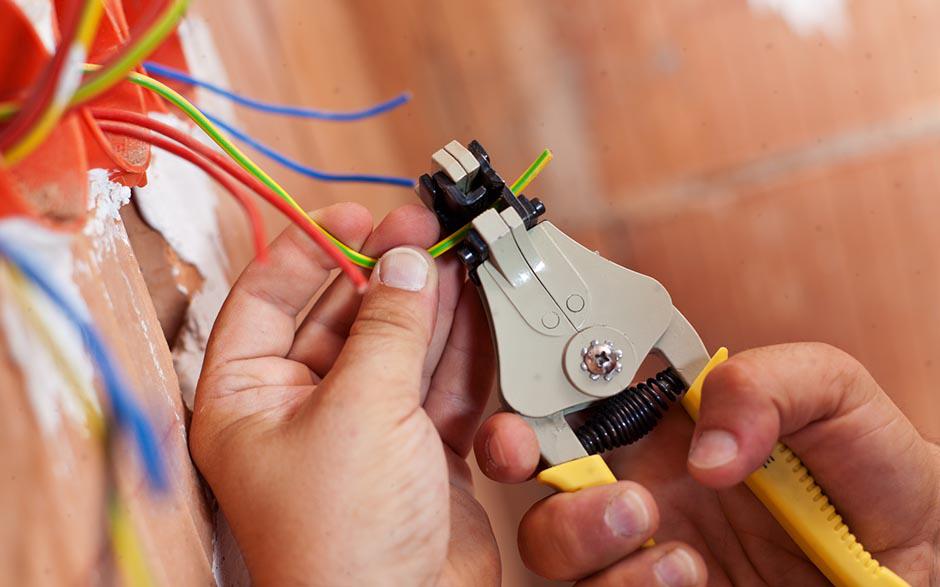 électricien en bâtiment Davron